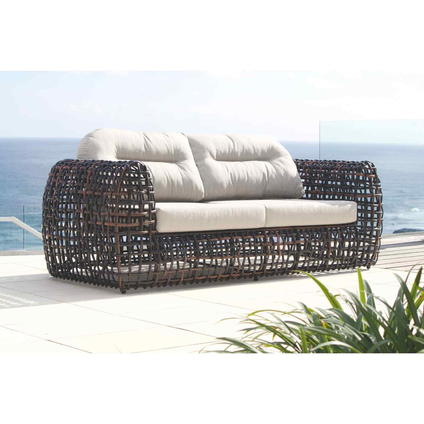 Dynasty 5-Piece Outdoor Seating Set with Sunbrella Cushion (Black Mushroom)