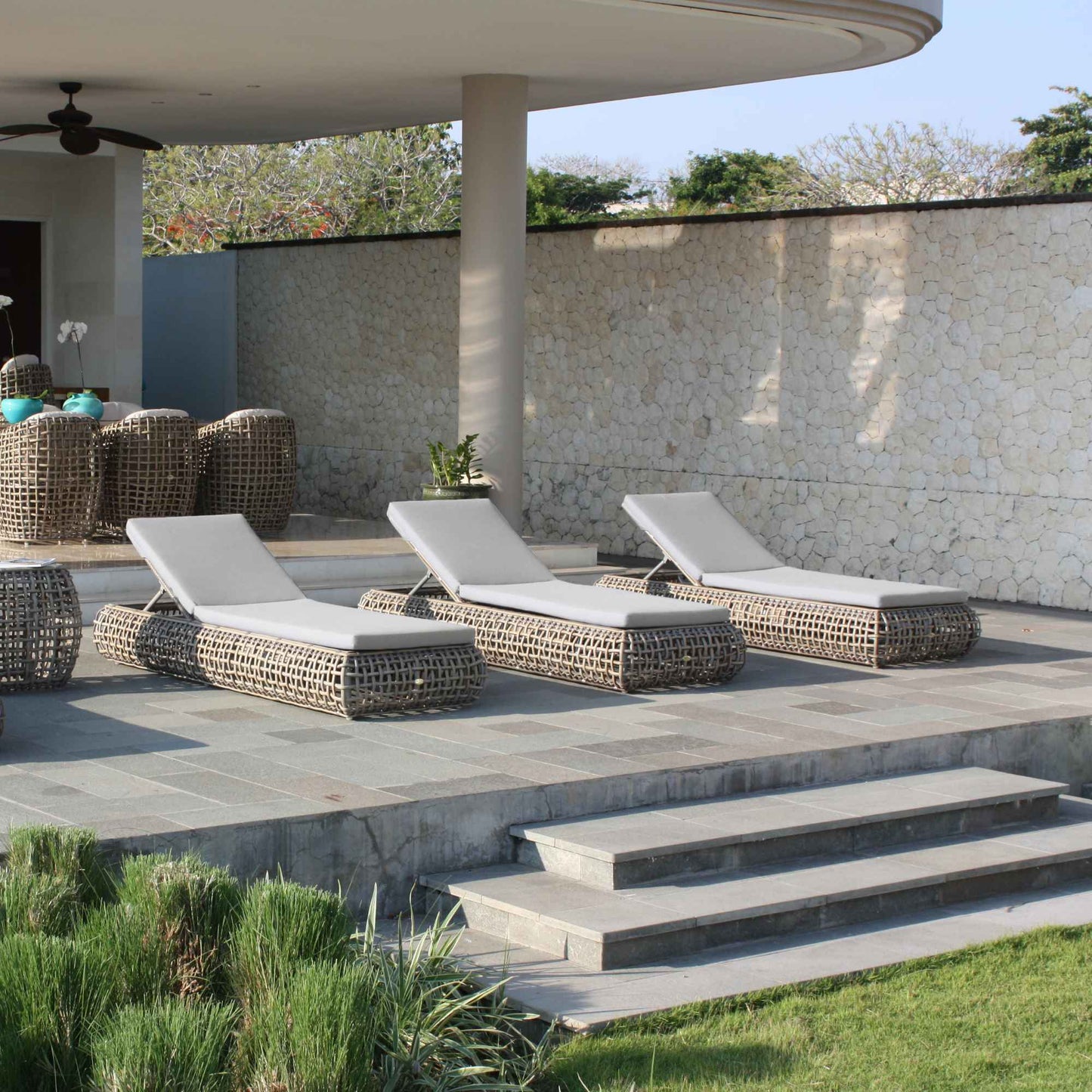 Dynasty Chaise Lounger with Sunbrella Cushion (Kubu Mushroom)