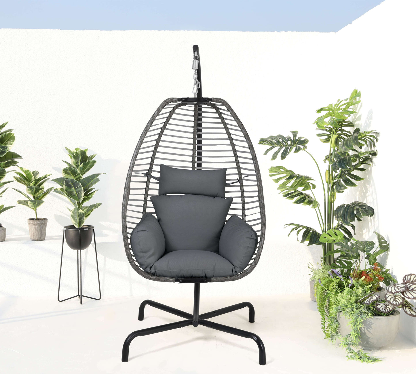 Outdoor hanging aluminum chair with black steel frame and polyester cushions included