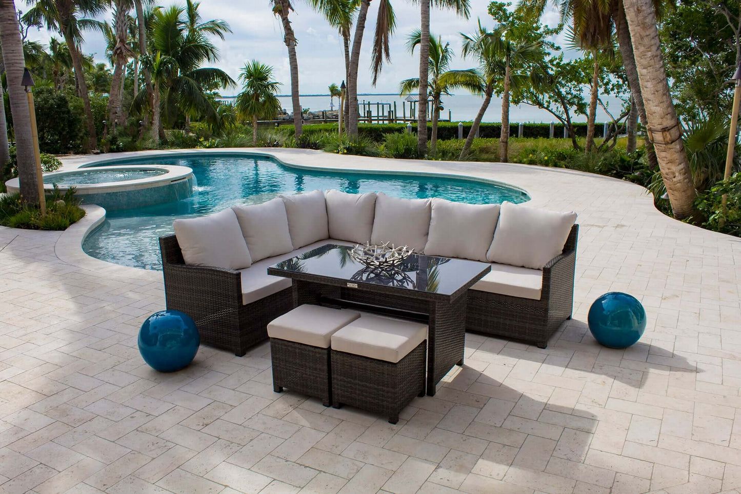 5-piece outdoor sectional dining set with cushions made with HDPE synthetic wicker