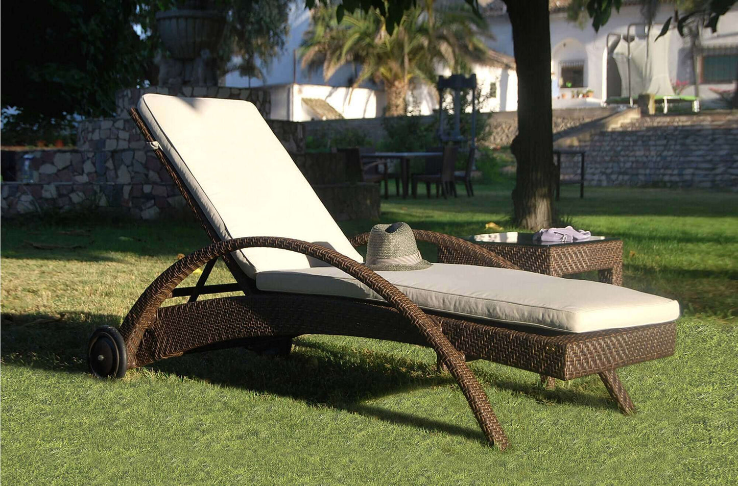 3-piece chaise lounge set made from aluminum frame woven with Rehau Java Brown fiber