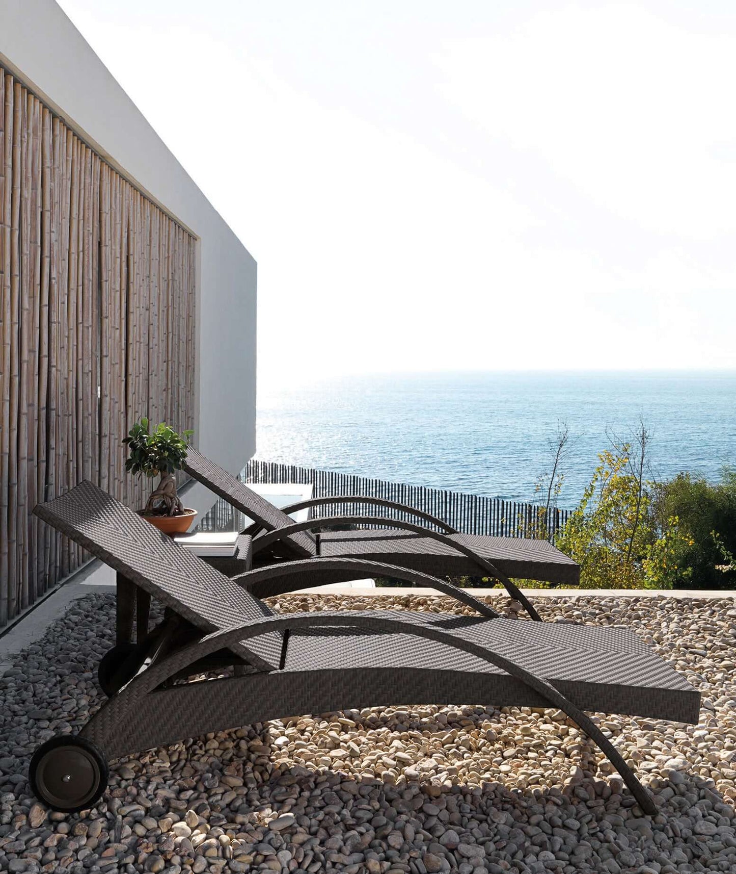3-piece chaise lounge set made from aluminum frame woven with Rehau Java Brown fiber
