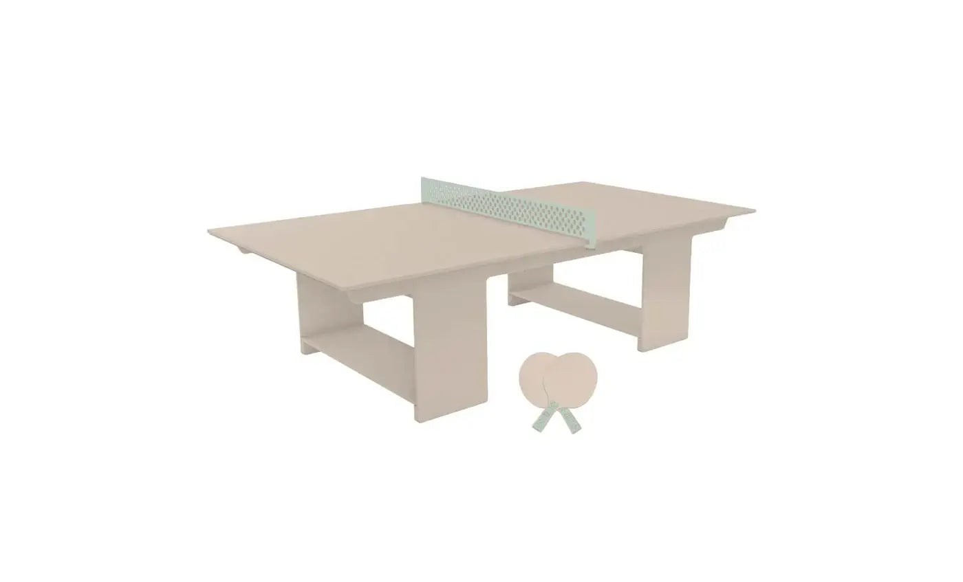 Perfect for your backyard, deck, or patio, this premium table tennis set comes complete with a durable net, two paddles, and four balls, so you can start playing the moment it’s set up.