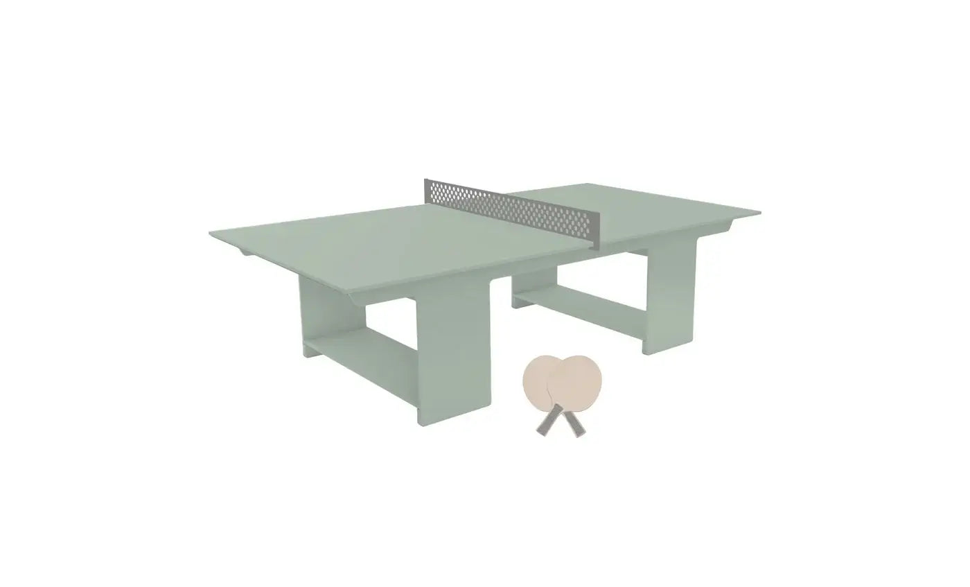 Perfect for your backyard, deck, or patio, this premium table tennis set comes complete with a durable net, two paddles, and four balls, so you can start playing the moment it’s set up.