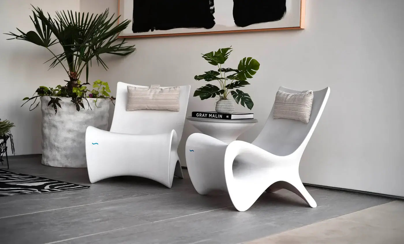 Ledge Lounger Autograph Chair is perfect for shallow water depths up to 12 inches (30 cm) on your pool’s tanning ledge, baja shelf, or sun shelf, or as a stylish addition to your deck, this chair combines luxurious comfort with modern functionality.