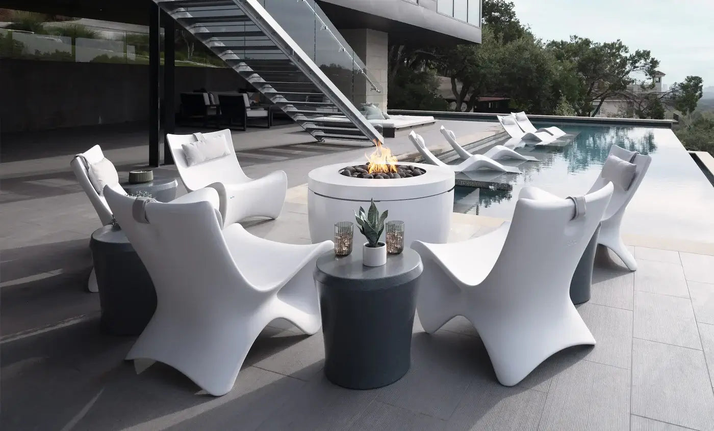 Ledge Lounger Autograph Chair is perfect for shallow water depths up to 12 inches (30 cm) on your pool’s tanning ledge, baja shelf, or sun shelf, or as a stylish addition to your deck, this chair combines luxurious comfort with modern functionality.