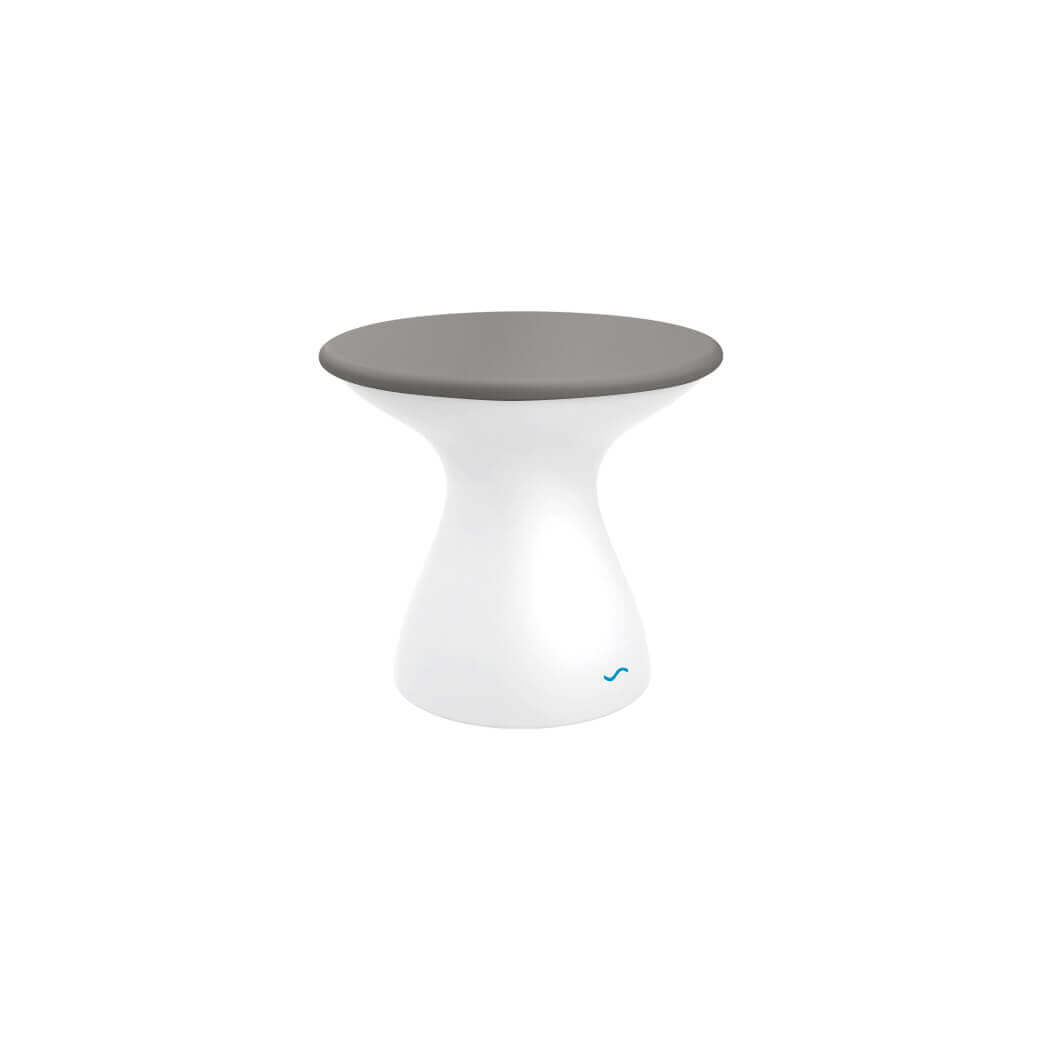 Crafted from premium UV20-rated resin, the Autograph Standard Side Table is built to endure up to 20,000 hours of direct sunlight, pool chemicals, and harsh outdoor elements, ensuring lasting vibrancy and durability for both residential and commercial set