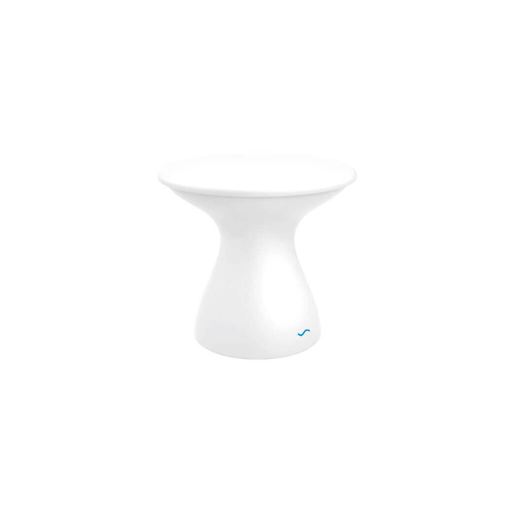 Crafted from premium UV20-rated resin, the Autograph Standard Side Table is built to endure up to 20,000 hours of direct sunlight, pool chemicals, and harsh outdoor elements, ensuring lasting vibrancy and durability for both residential and commercial set