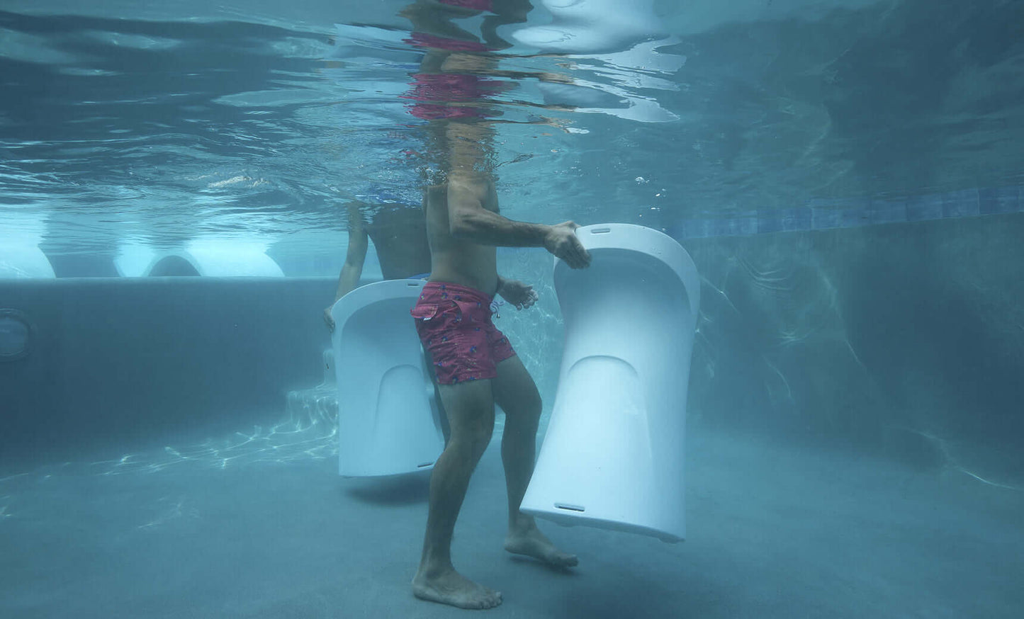 Ledge Lounger In-Pool Signature Barstool Counter Height
