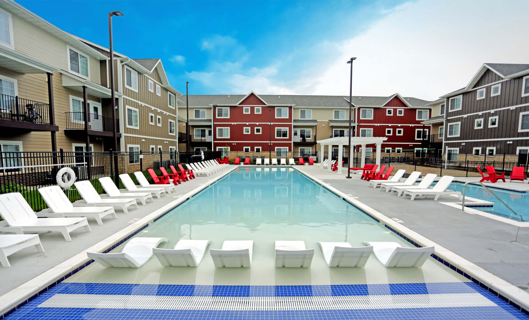 Indulge in unparalleled poolside luxury with the Ledge Lounger Signature Chaise Deep