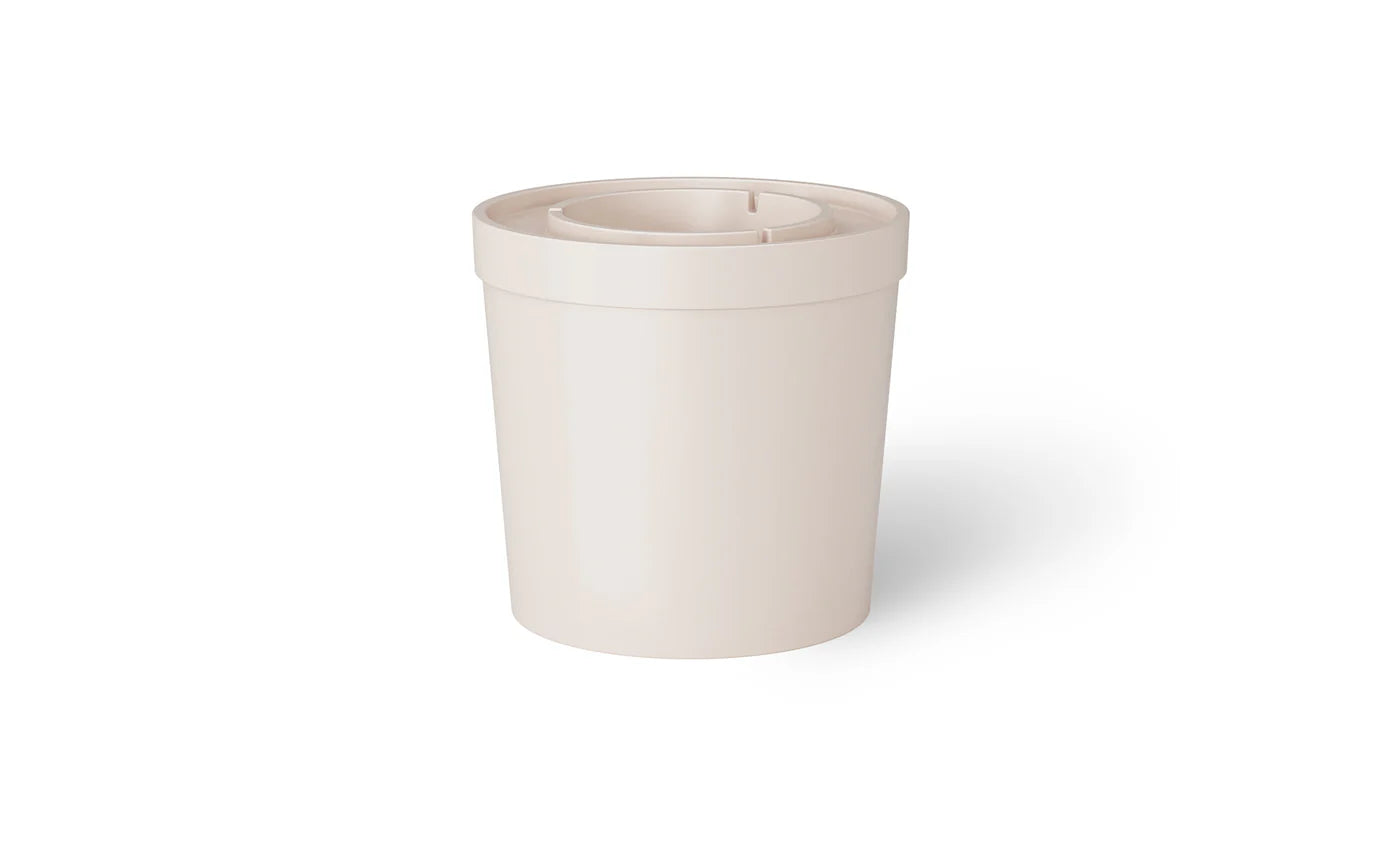Ledge Lounger Signature Ice Basin