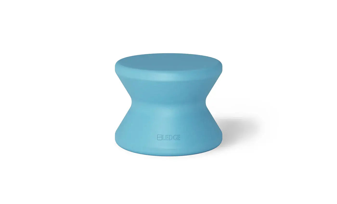 Ledge Lounger Signature Side Table is designed for in-pool use on sun shelves or tanning ledges with water depths up to 10 inches, or as a stylish addition to your deck.