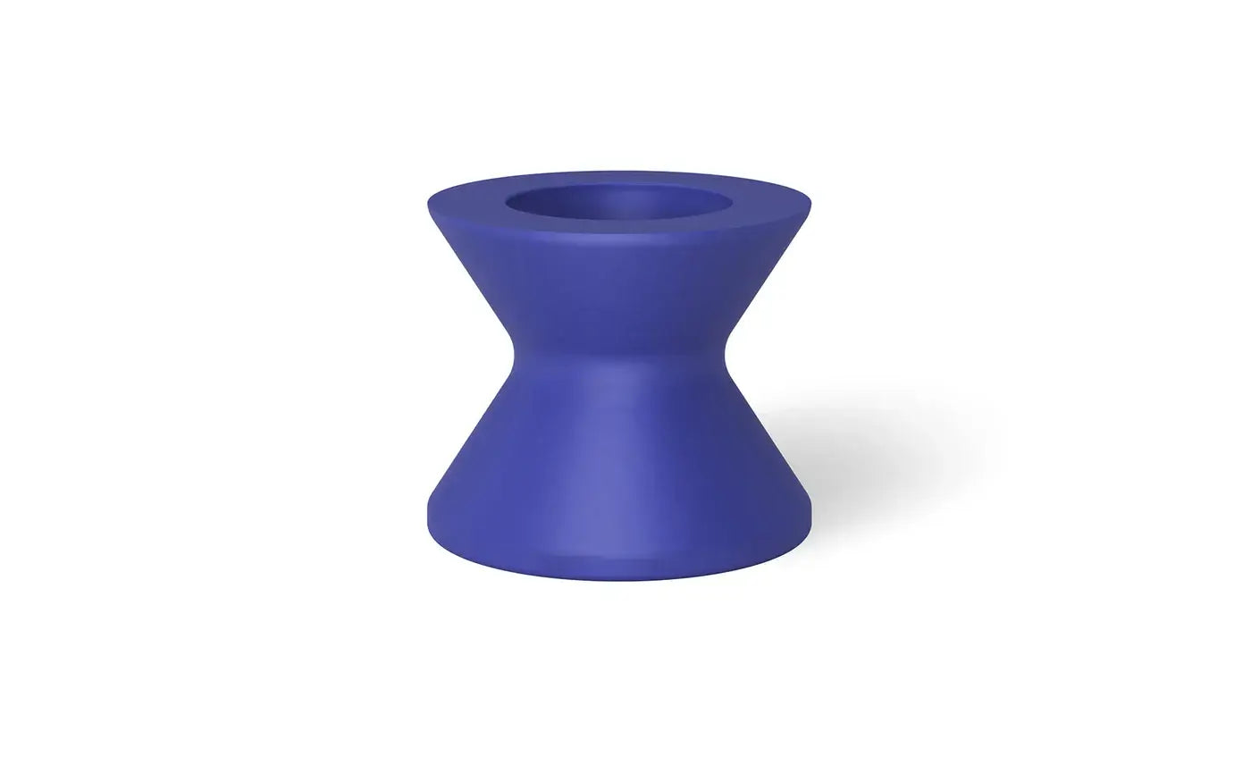 Ledge Lounger Signature Tall Ice Bin Side Table is designed for in-pool use on baja shelves or sun ledges with water depths up to 15 inches, or as a chic addition to your deck, this versatile table keeps your favorite beverages chilled and close at hand.
