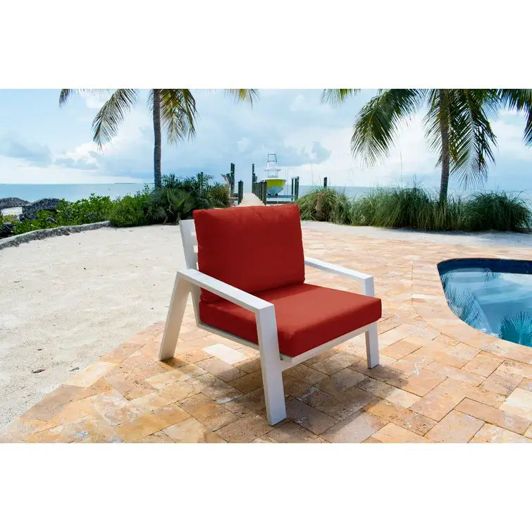 Panama Jack outdoor lounge chair made with strong powder-coated finish resistant to corroding and scratching