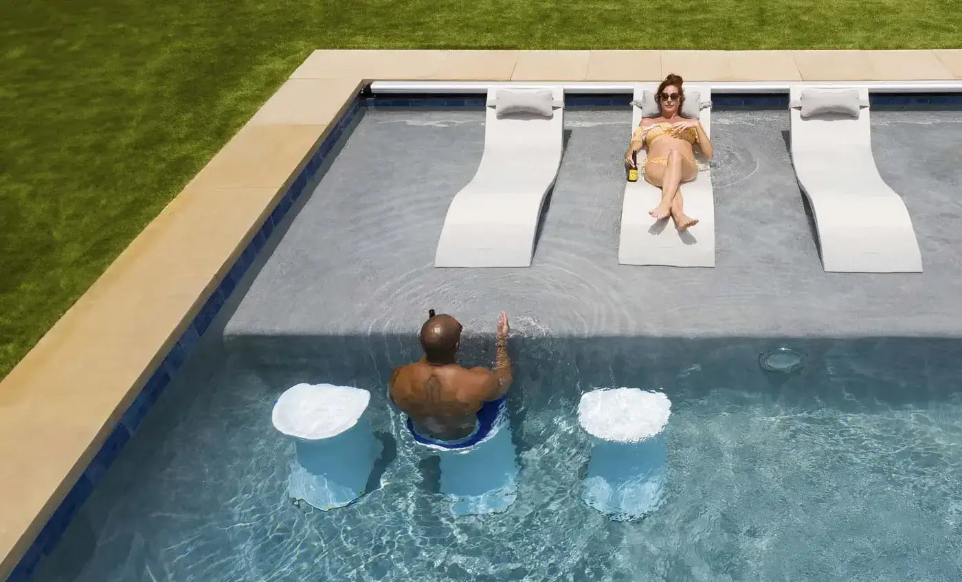 Ledge Lounger In-Pool Signature Barstool Counter Height