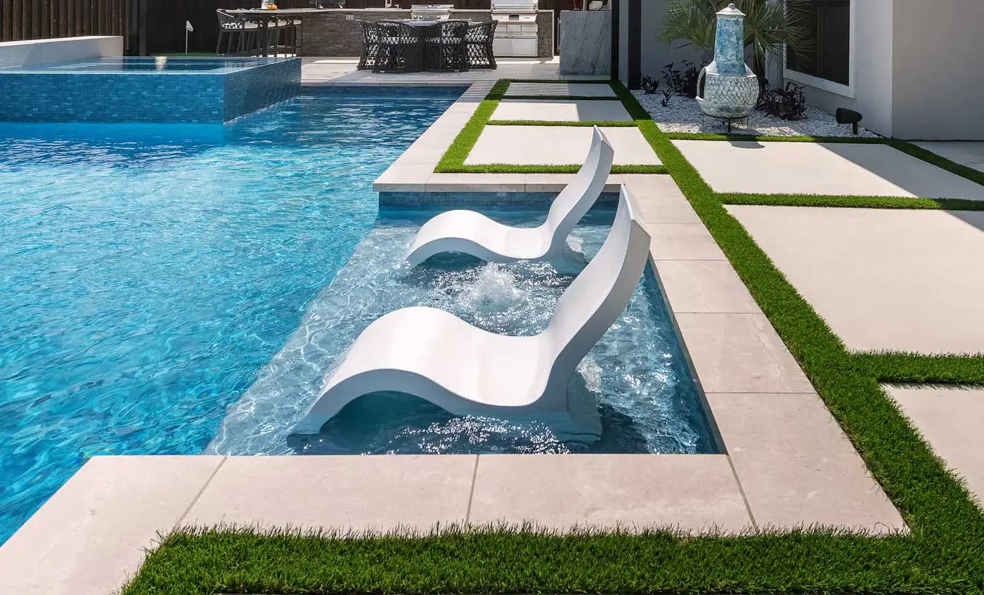 Ledge Lounger Signature Lowback In-Pool Chair