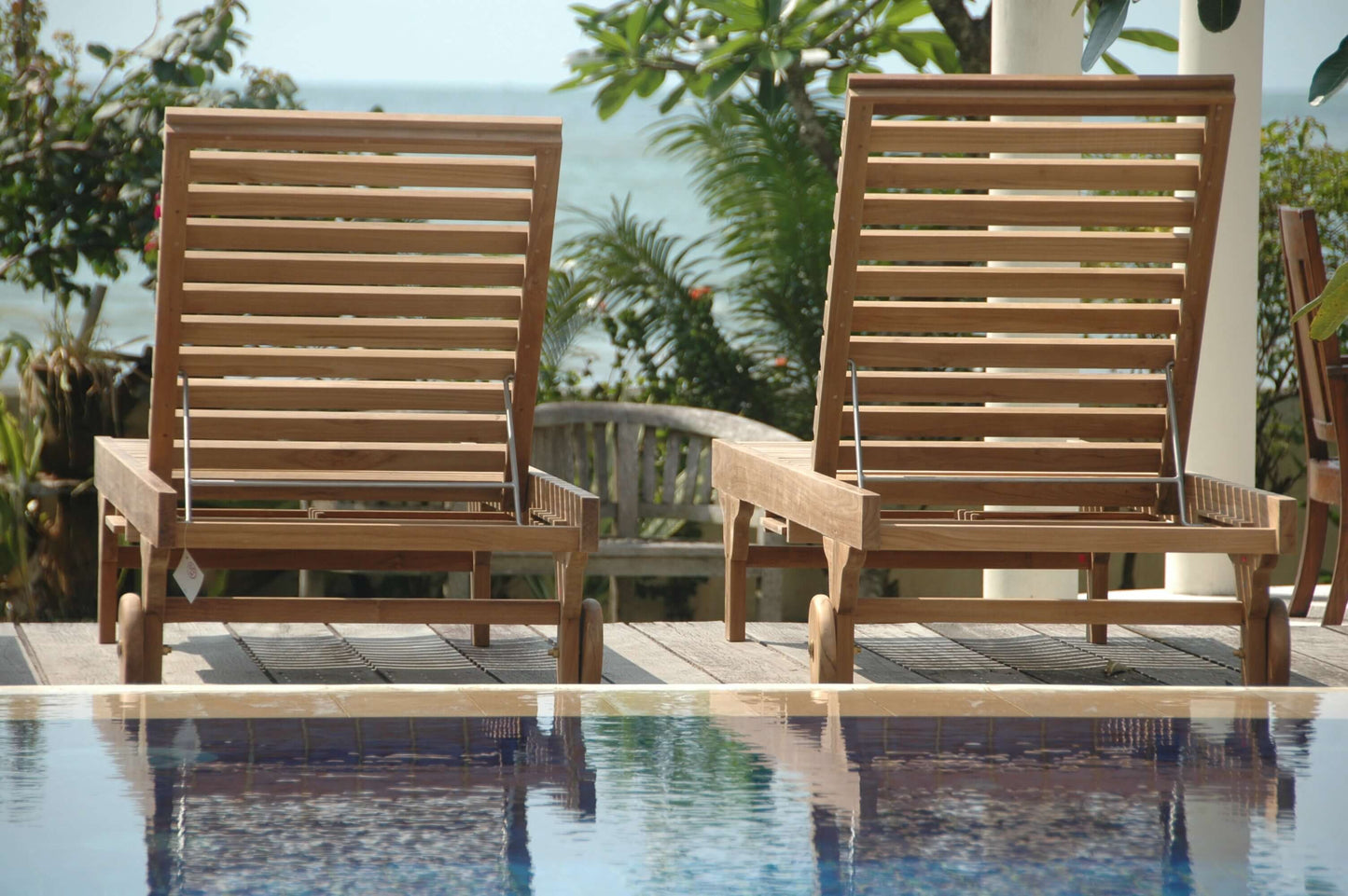 Anderson Teak sun lounger set has a curved design with adjustable backrest