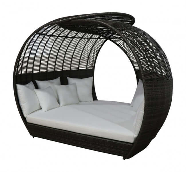 Panama Jack outdoor large scale daybed crafted with commercial grade extruded aluminum framing and woven with HDPE synthetic fiber