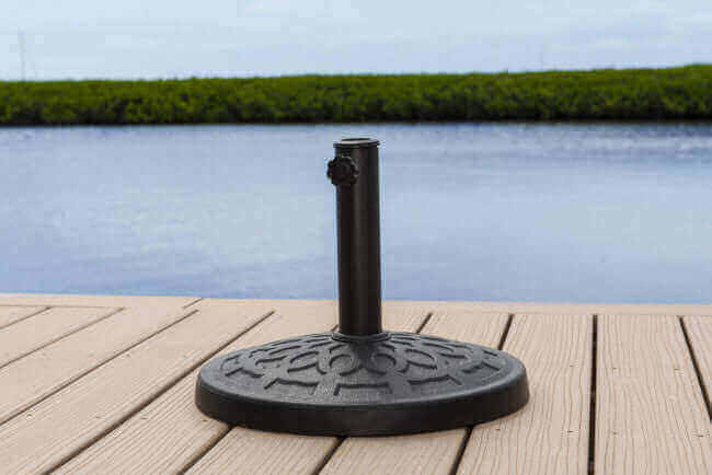Panama Jack round resin umbrella base as option