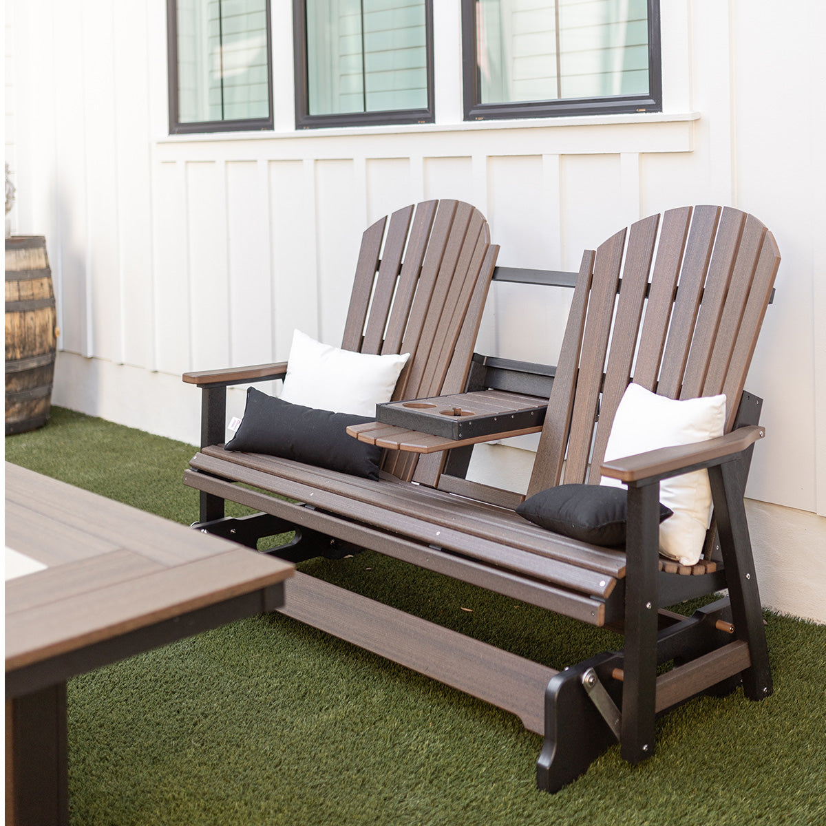Berlin Gardens Comfo Back Three Seat Glider with Console lifestyle 1