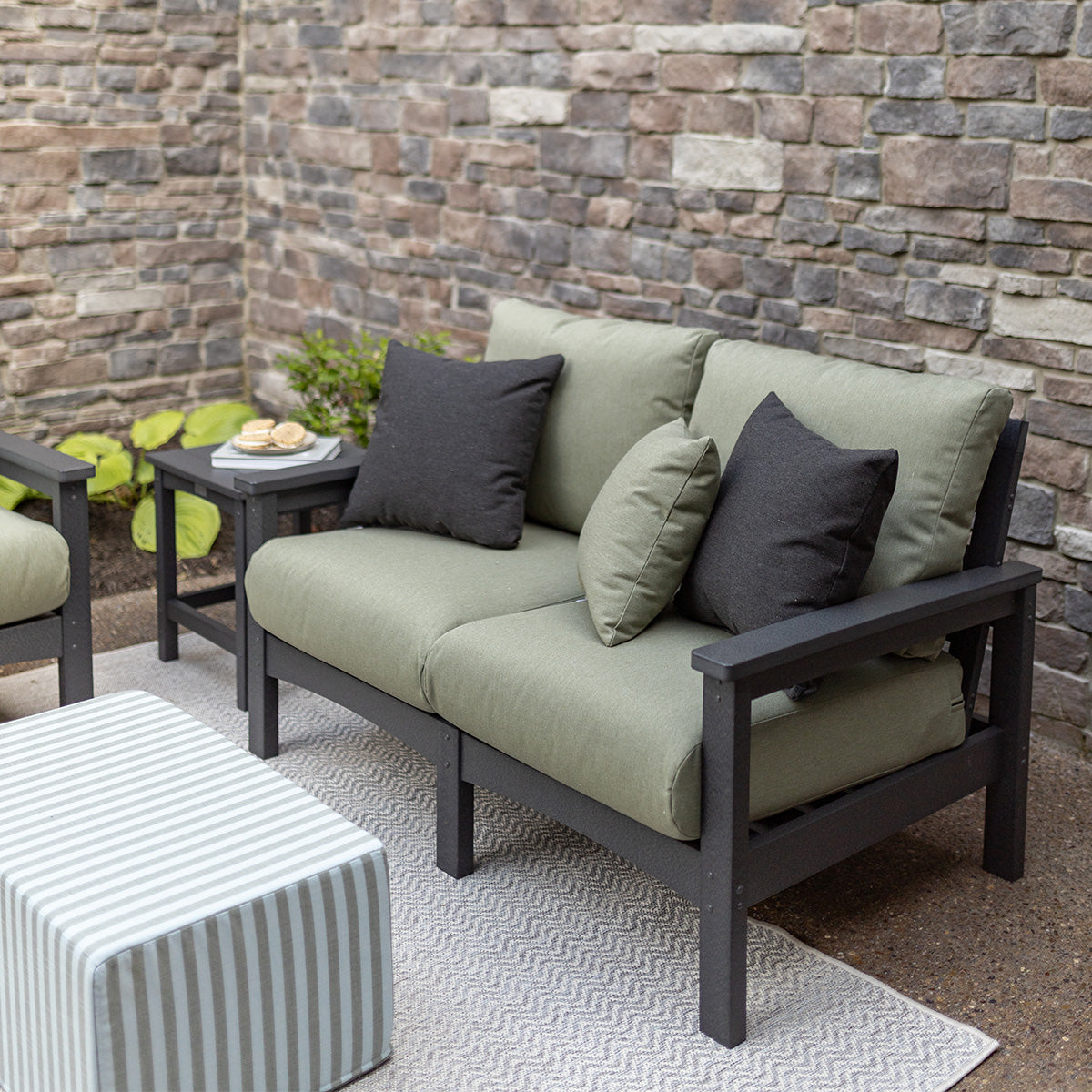 Berlin Gardens Camden Loveseat lifestyle 3