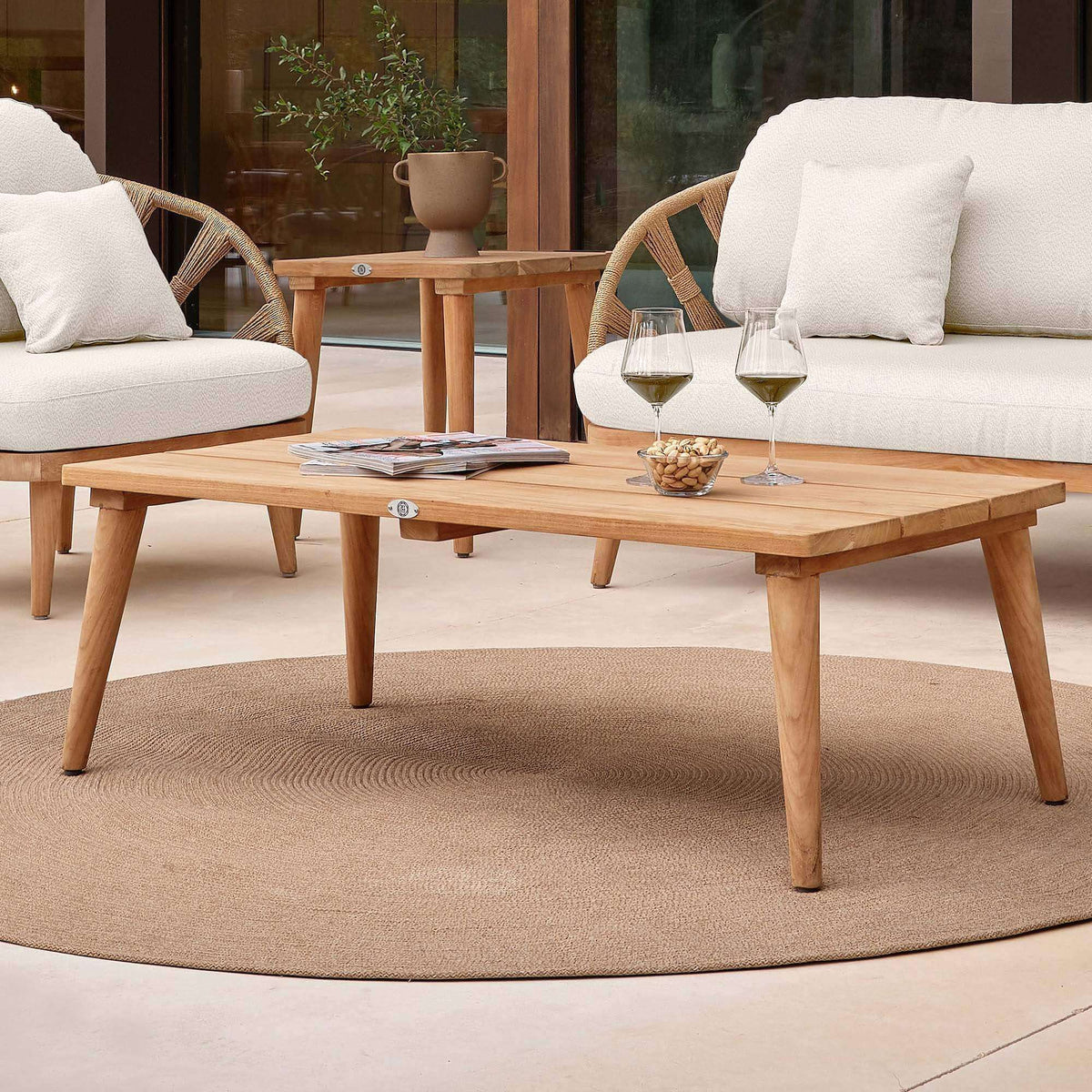 Outdoor coffee table made from teak wood
