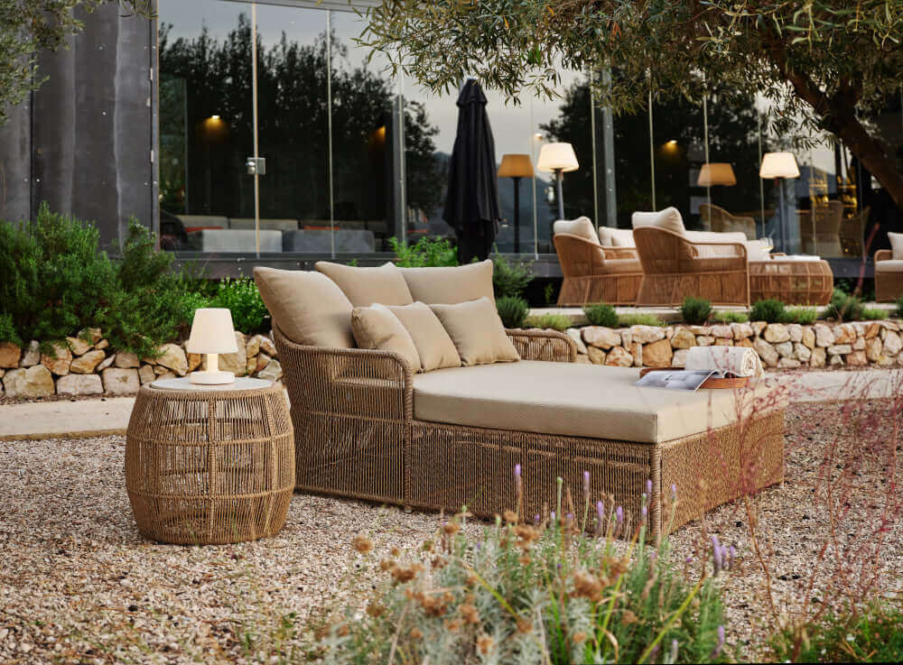 Calixto Daybed with Sunbrella Cushions (view 2)