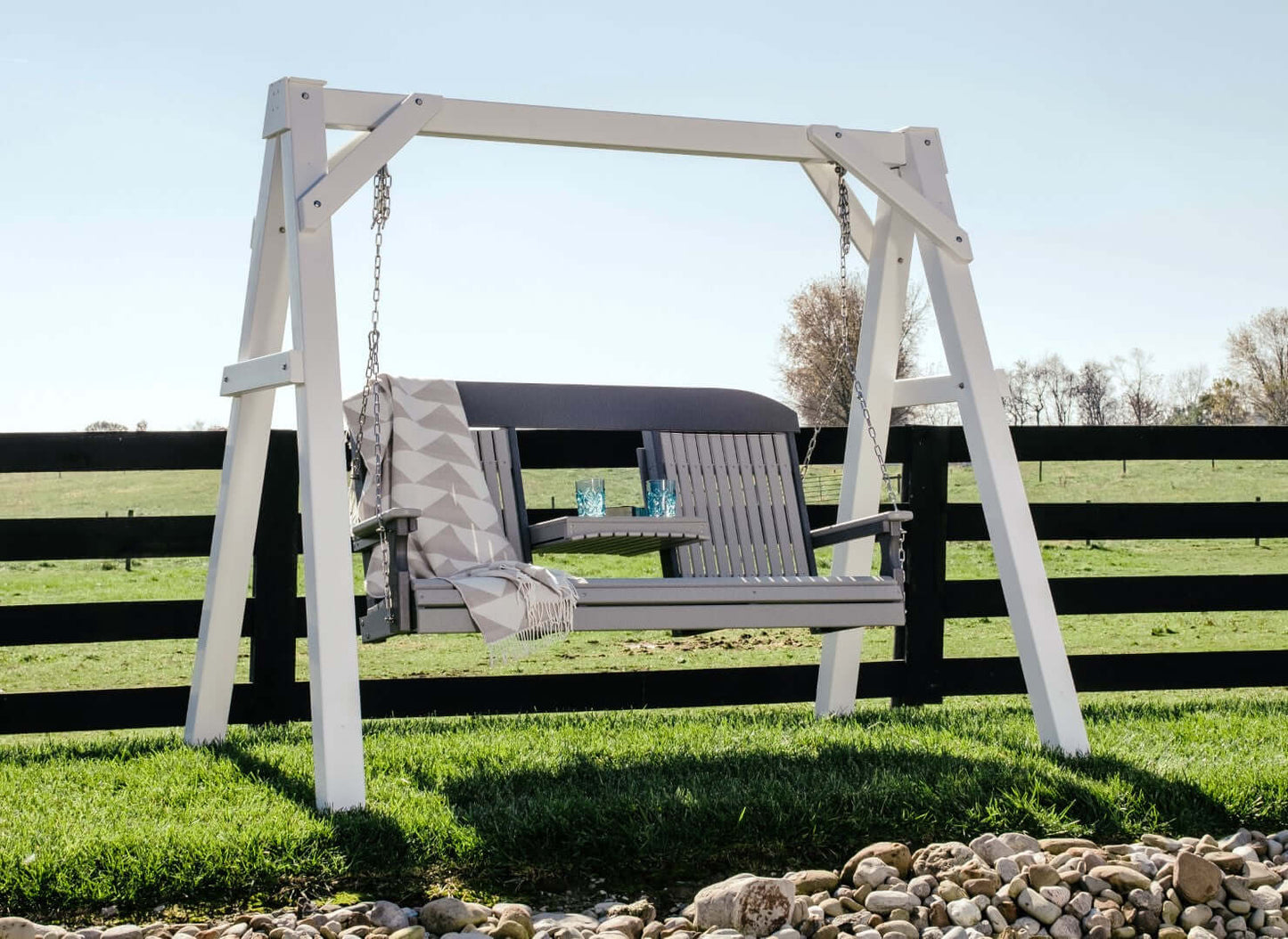LuxCraft 5' Classic Swing