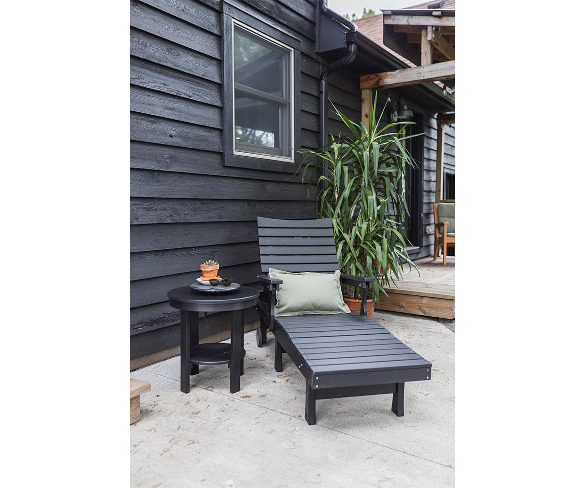 Berlin Gardens Bristol Chaise Lounge lifestyle 2