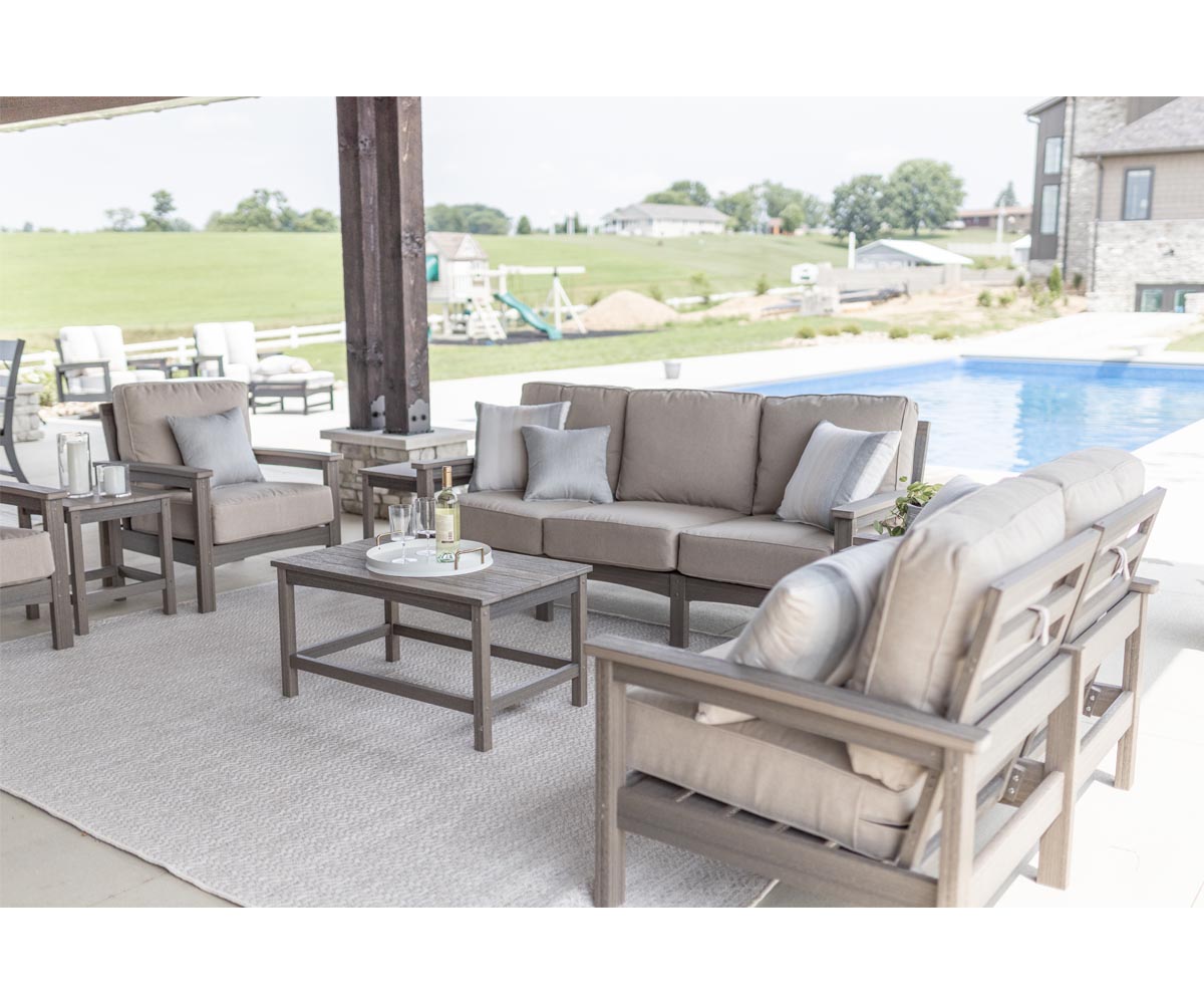 Berlin Gardens Camden Sofa lifestyle 2