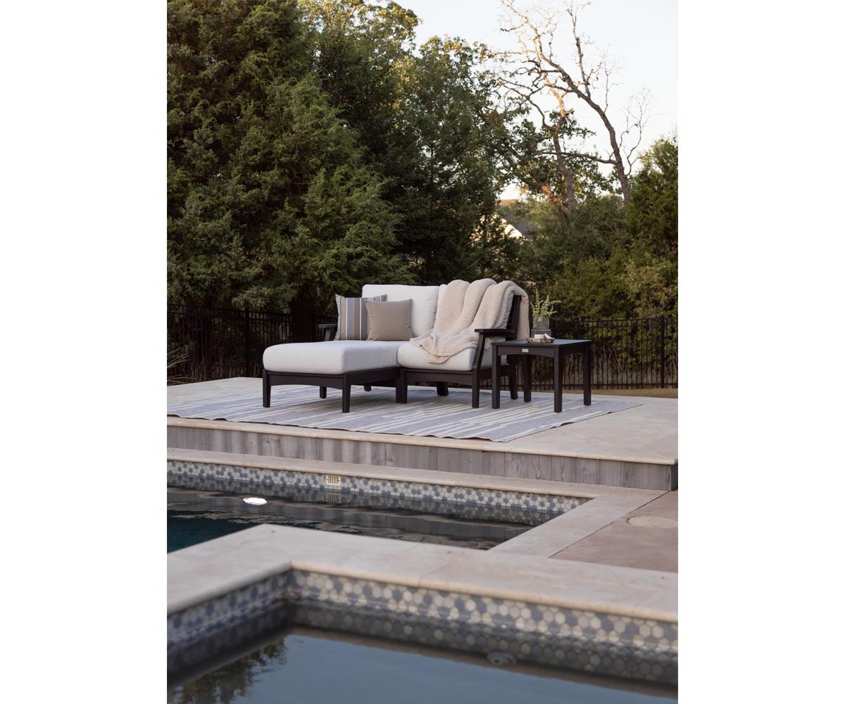 Berlin Gardens Classic Terrace Armless Chaise Lounge lifestyle 3