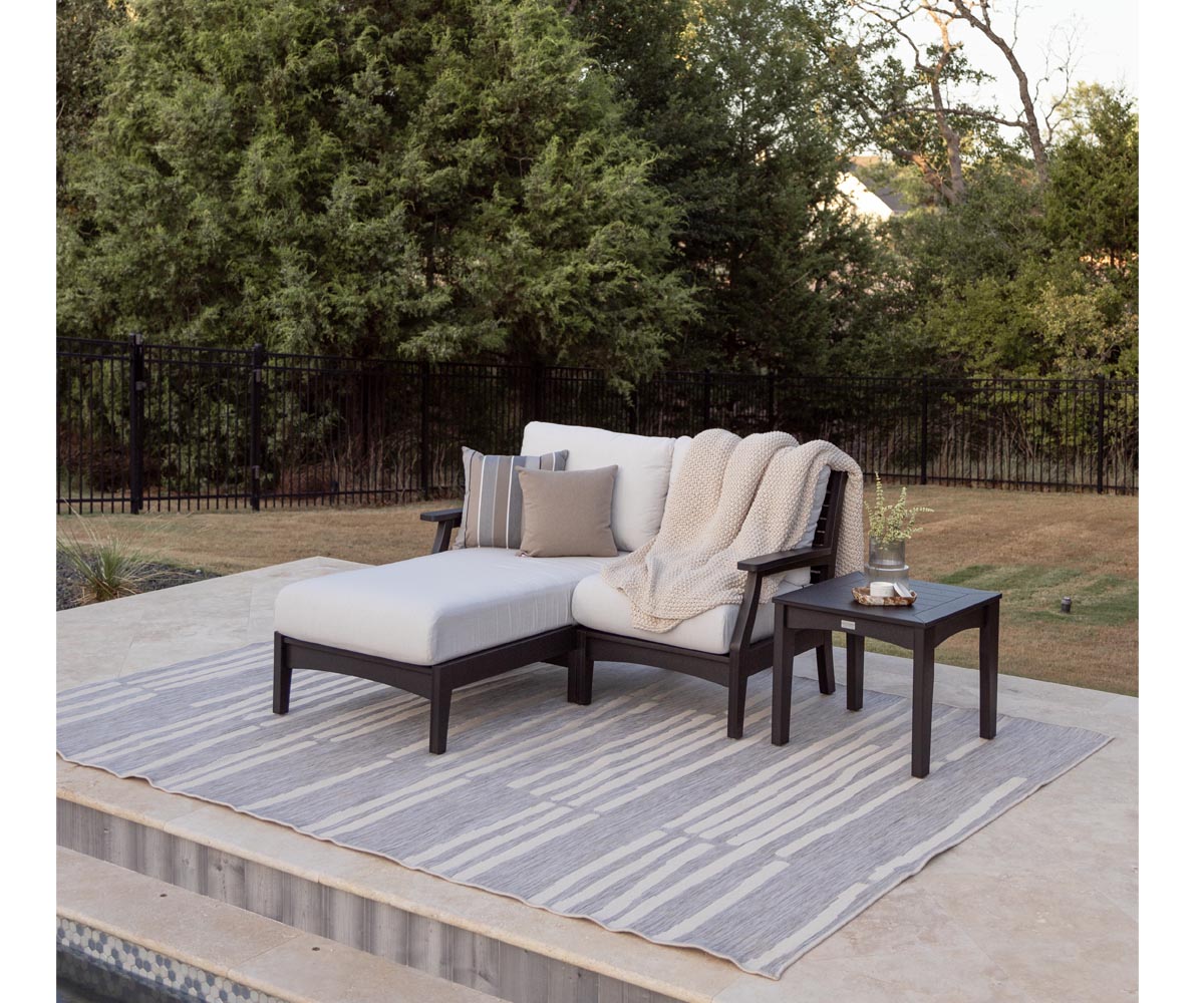 Berlin Gardens Classic Terrace Loveseat lifestyle 1