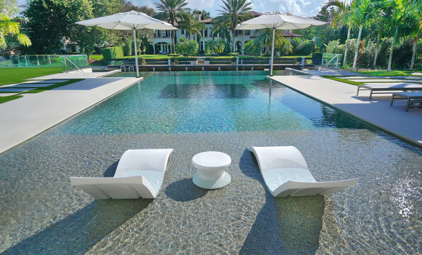 Ledge Lounger Signature Chaise & Side Table In-Pool Set