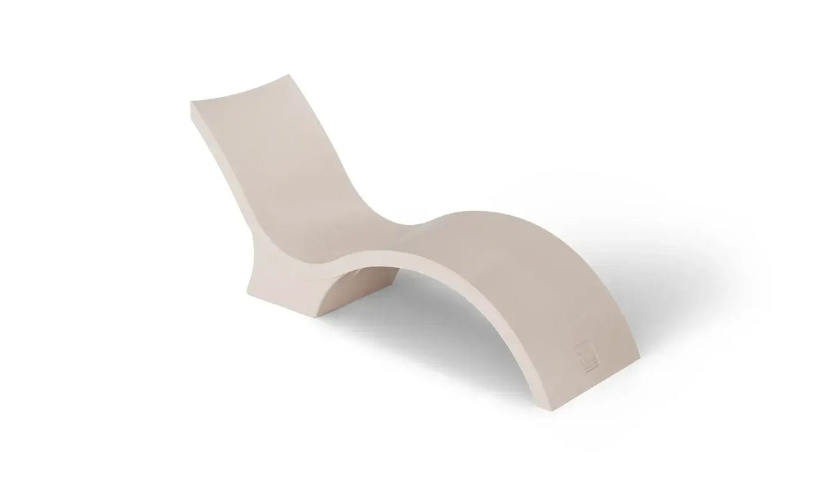 Indulge in unparalleled poolside luxury with the Ledge Lounger Signature Chaise Deep