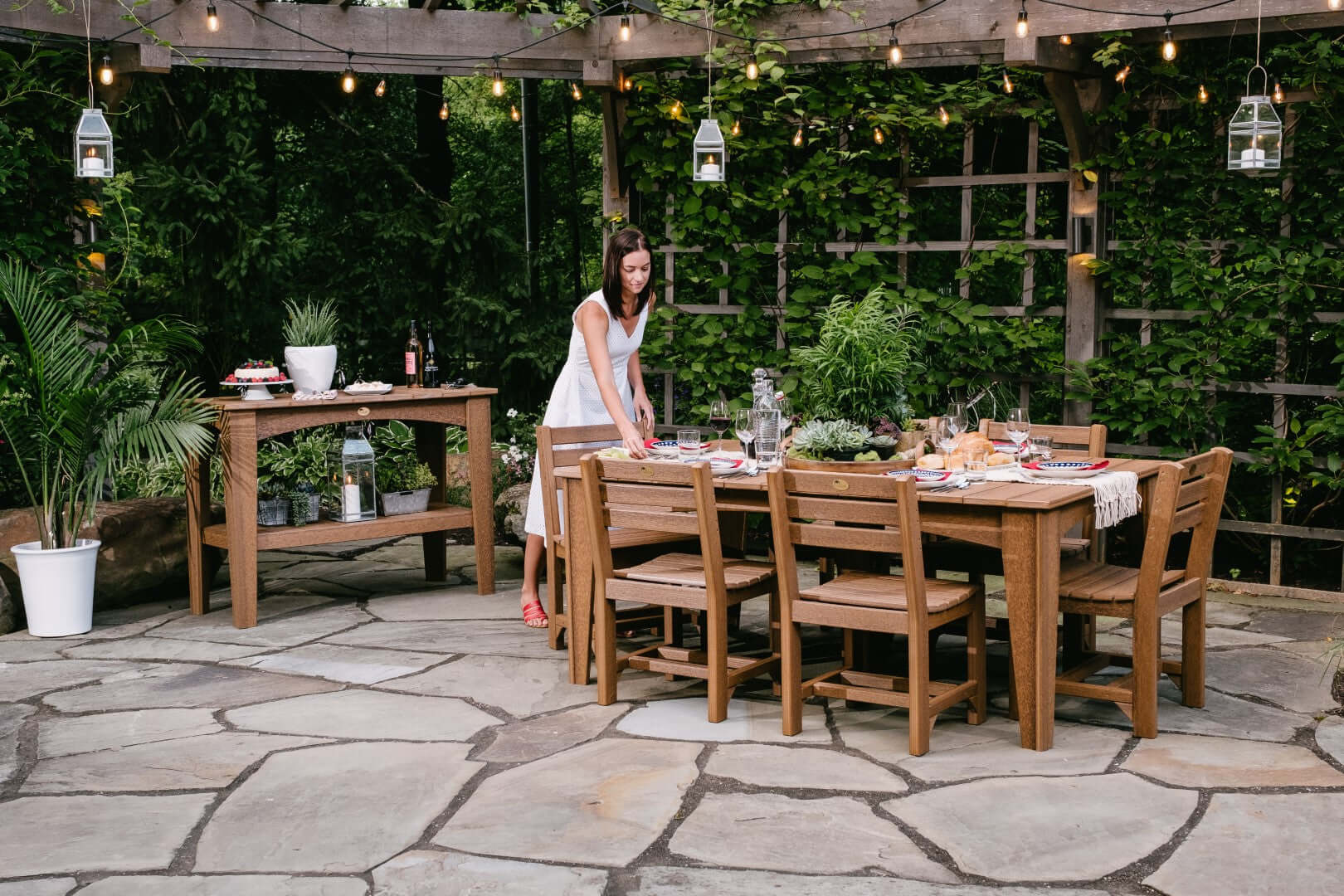 LuxCraft Island Dining Table (44" x 72" Rectangular)