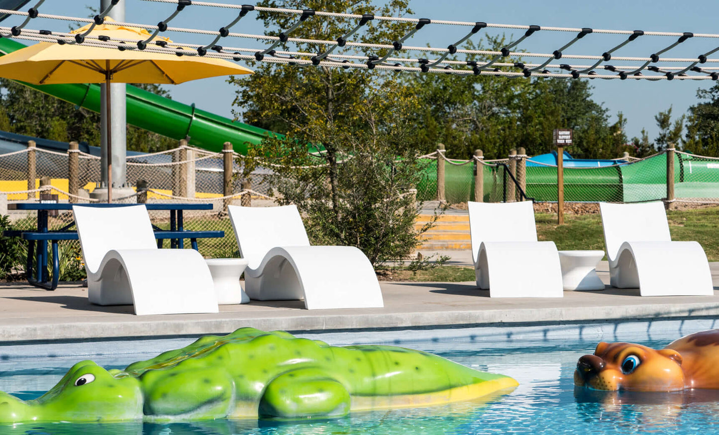 Ledge Lounger In-Pool Signature Chaise Deep