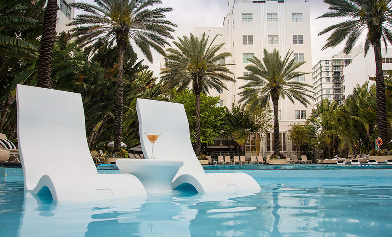 Ledge Lounger Signature Chair is designed for easy setup on your pool’s tanning ledge, sun shelf, or any flat surface submerged in 0-9 inches of water, this chair transforms your outdoor space into a serene oasis.