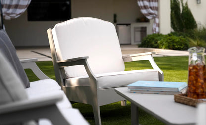 Ledge Lounger Legacy Club Chair