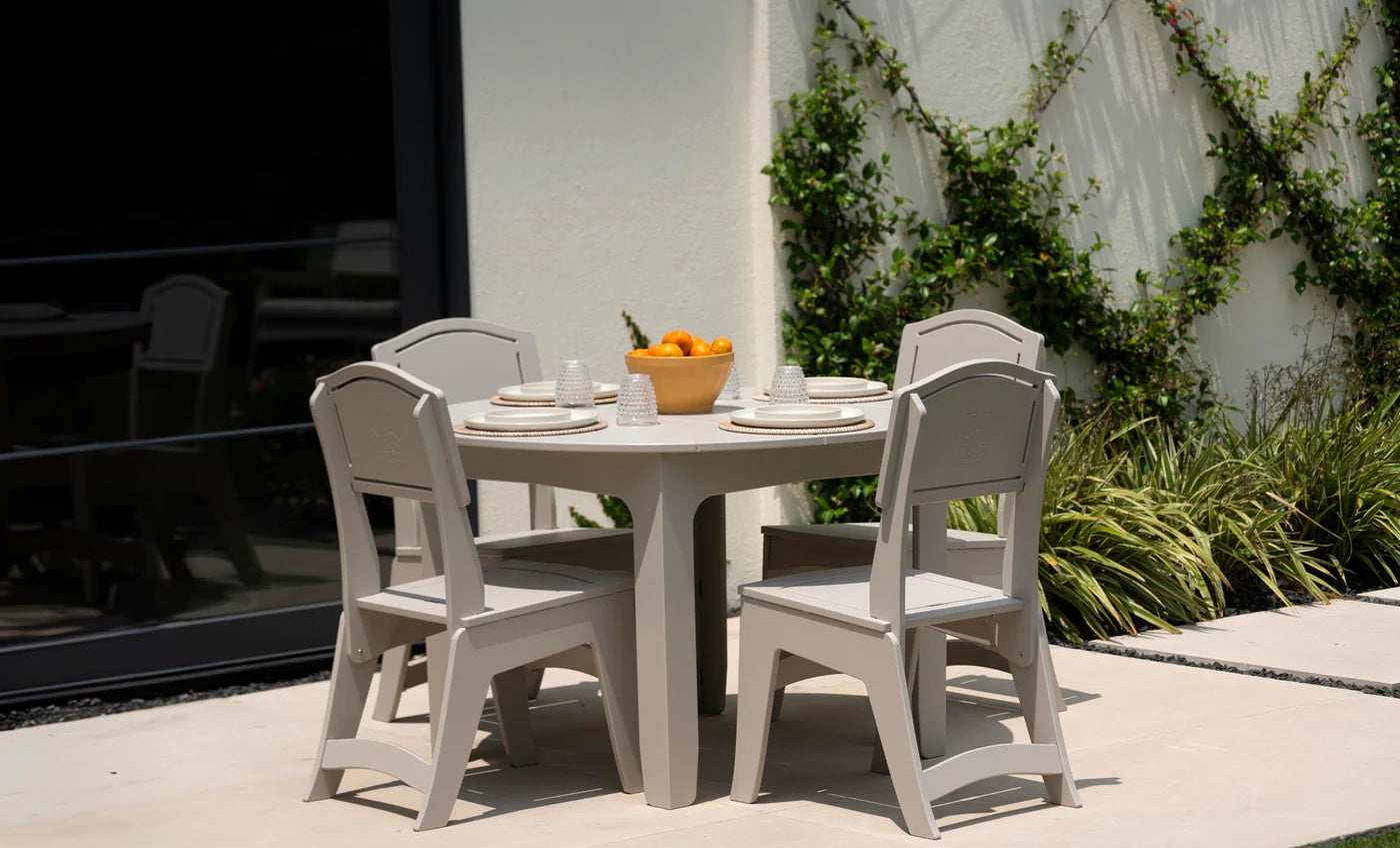 Ledge Lounger Mainstay 60" Round Dining Table